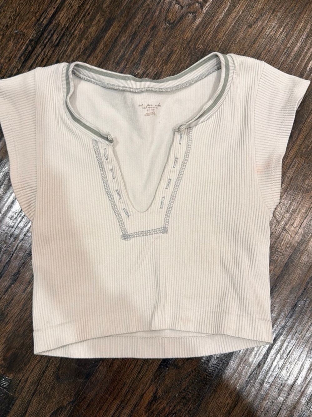 Urban Outfitters Ribbed Scoop-Front Crop Top in Off-White with Gray Trim